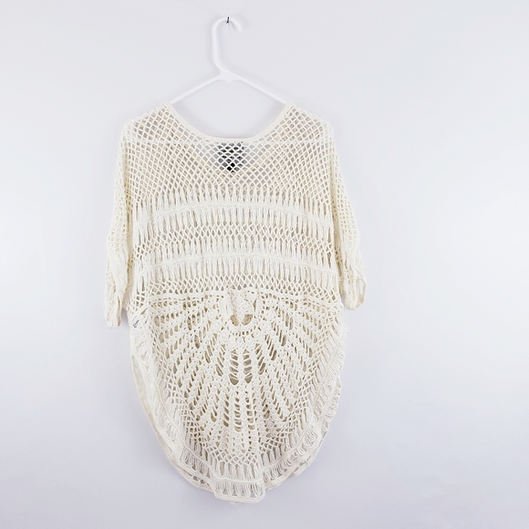 🚫SOLD🚫 Romeo & Juliet Couture Crochet Boho Top - Picture 4 of 6